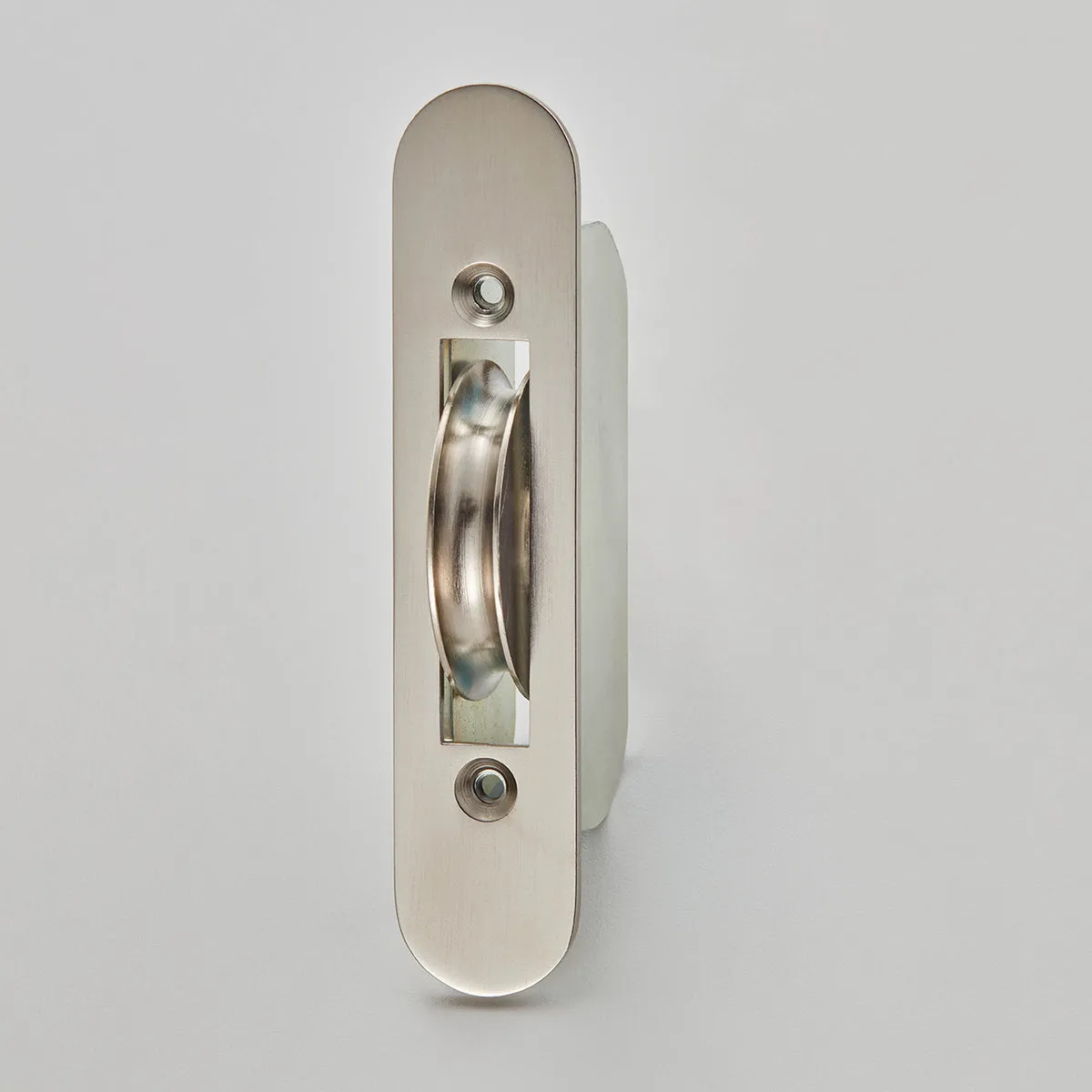 Sash Pulley - Radius Edge Face Plate - 6399R