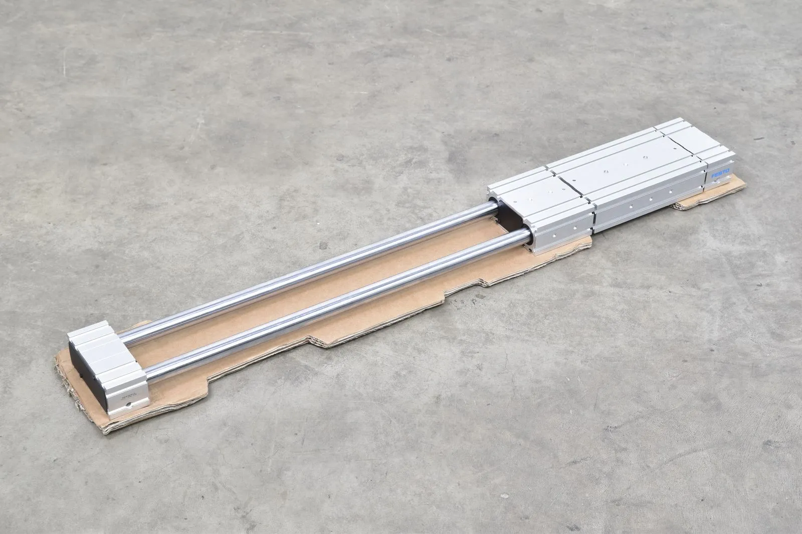 FESTO 571437, ELRF-55-750-0H-L-ZL, Führungsachse