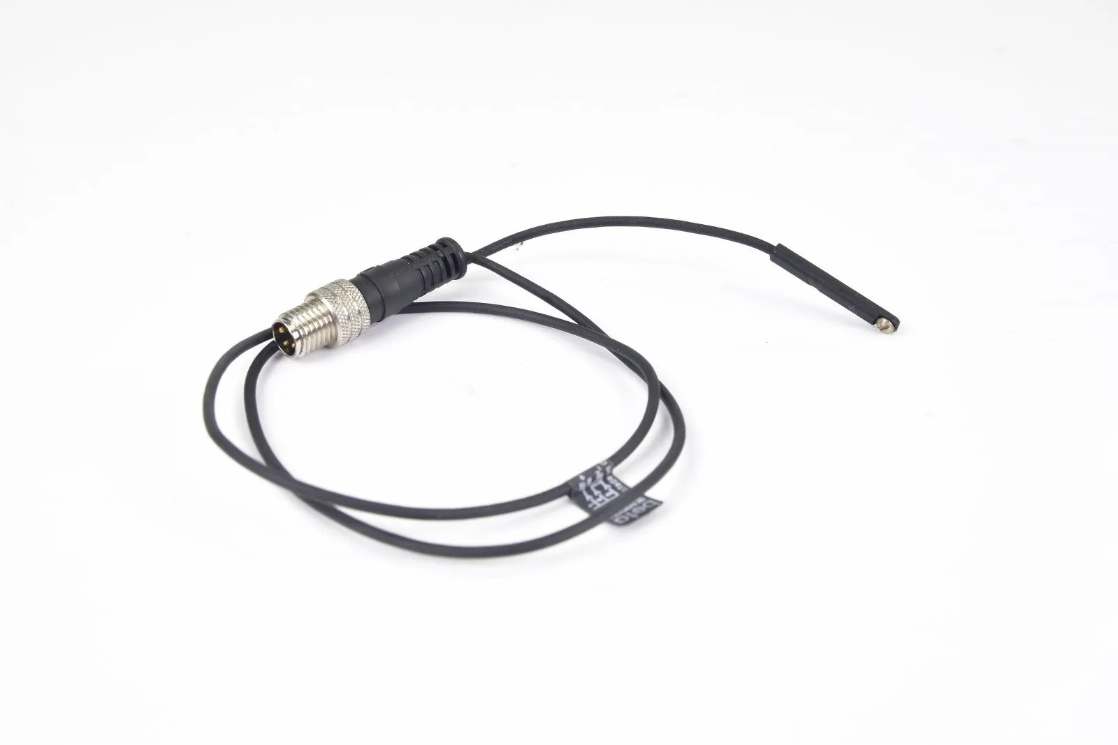 BETA SENSORIK NM22166, M3V-RET-PS6K-S, Zylindersensor - Defekte Kabelisolierung