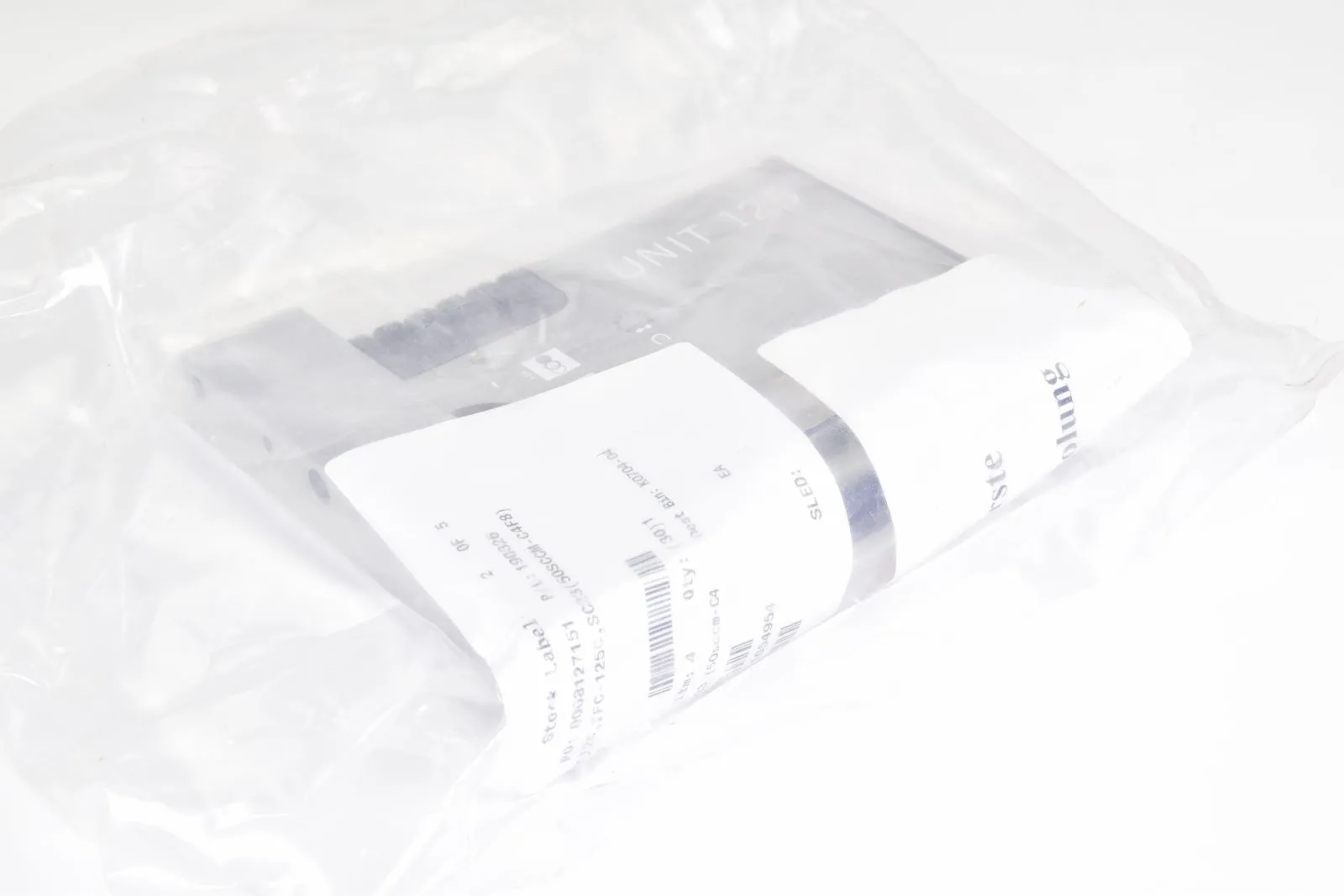 CELERITY 0190-19316-001, IFC-125C, Massendurchflussregler, 50sccm-C4F8