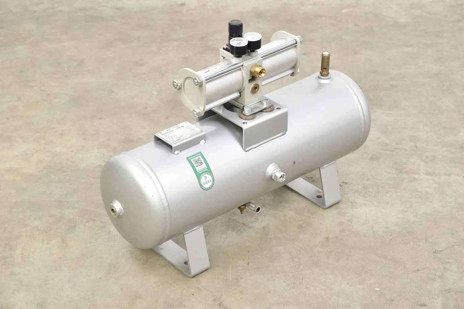 SMC VBAT20AF-RV-Q, Drucklufttank mit Druckluftverstärker