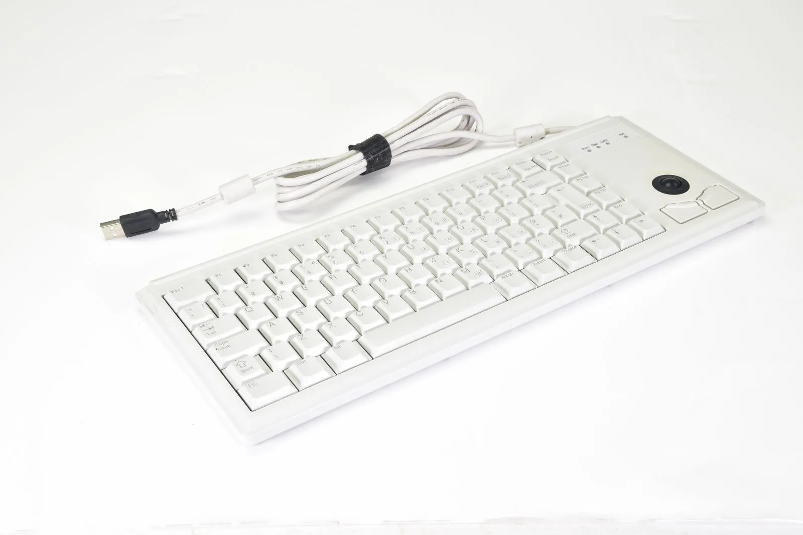 CHERRY G84-4400LUBGB-0, Kompakttastatur mit integriertem Trackball, L=175cm, UK