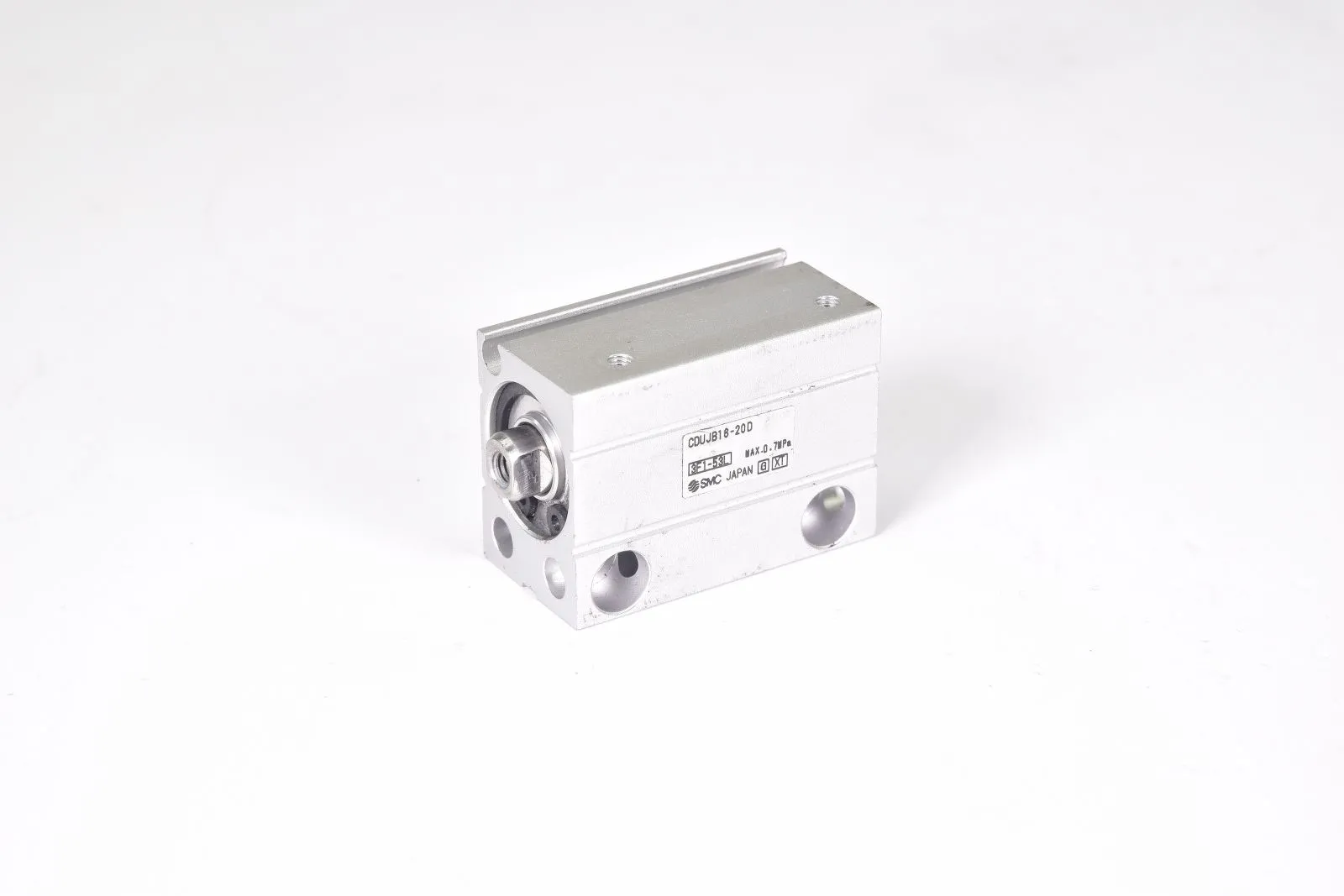SMC CDUJB16-20D, Kompaktzylinder