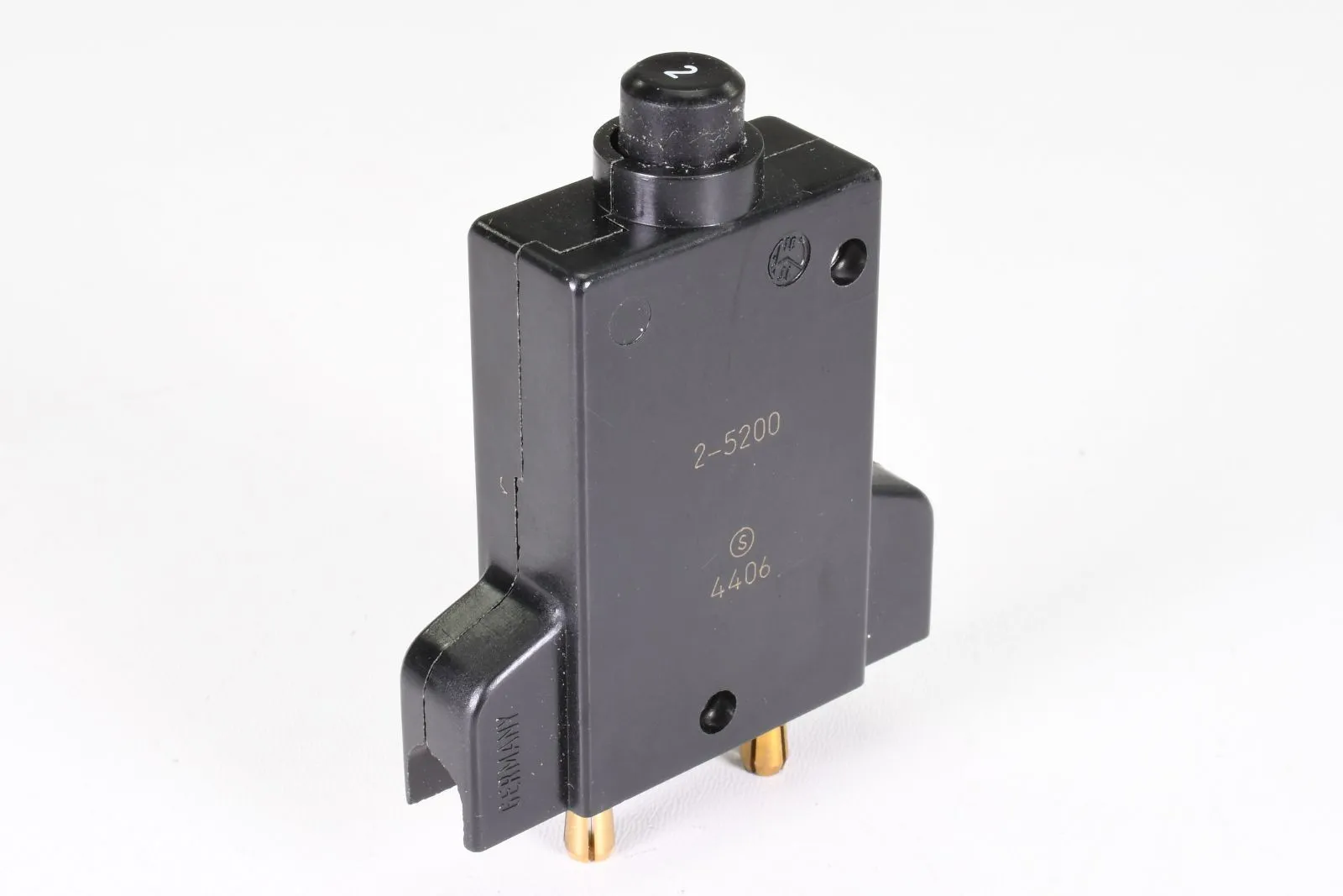 E-T-A 2-5200-2A, Kfz-Sicherungsautomat