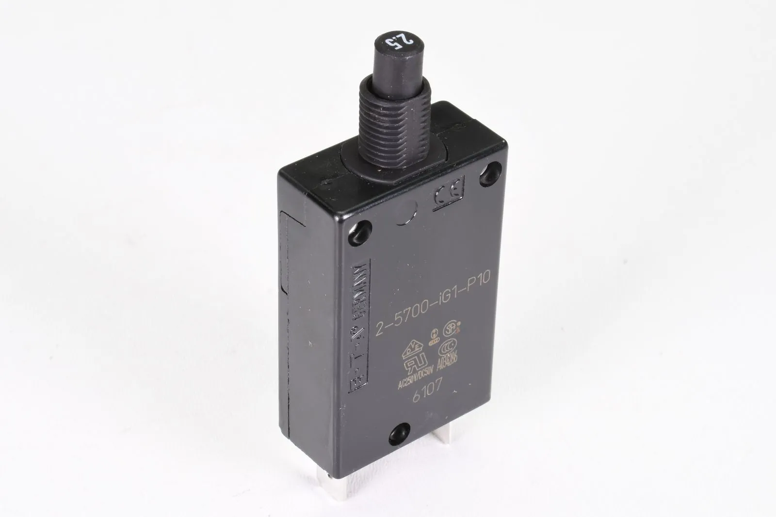 E-T-A 2-5700-IG1-P10-2,5A, Thermischer Schutzschalter