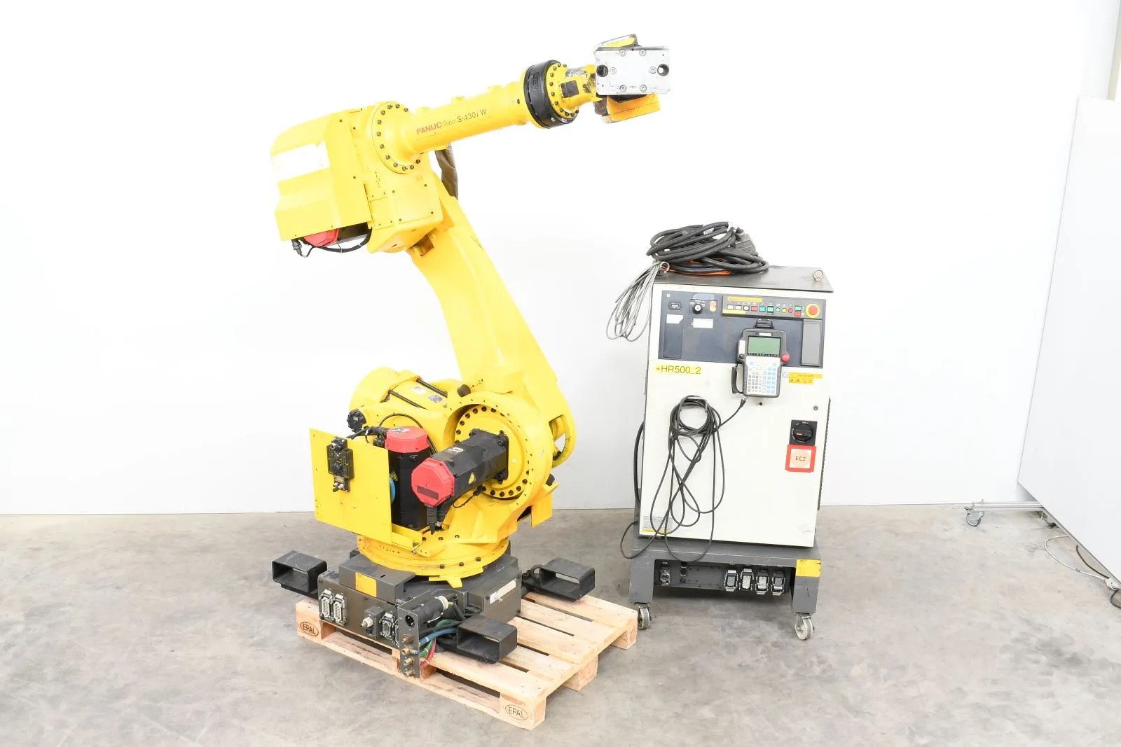 FANUC S-430iW, R-J3, Roboter mit Steuerung, Panel & Kabeln