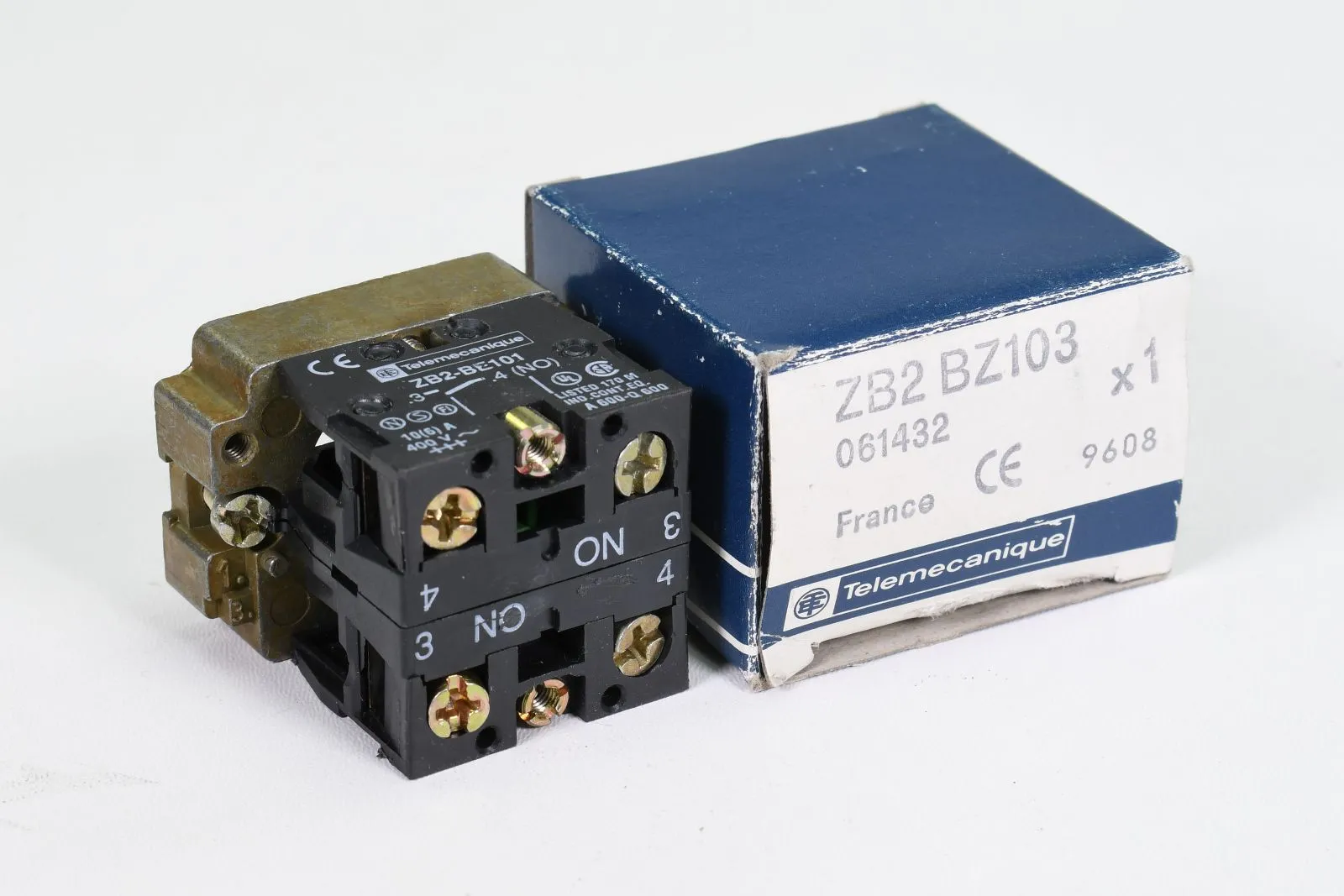 TELEMECANIQUE ZB2BZ103, Hilfsschalterblock Ø22, 2S