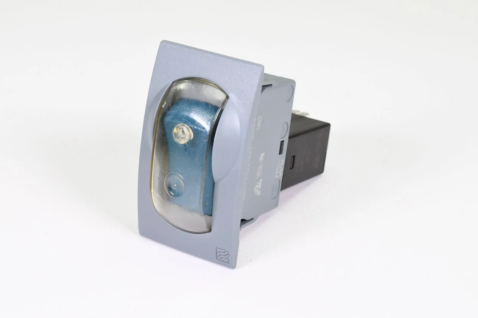 E-T-A 3120-F71Q-N7M1-A20Q-10A, Thermischer Schutzschalter