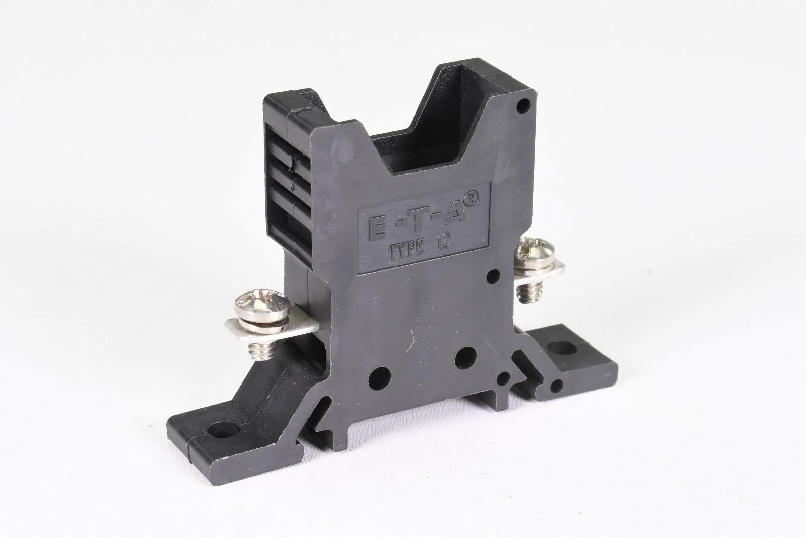 E-T-A 12-J20, Type 12, Stecksockel