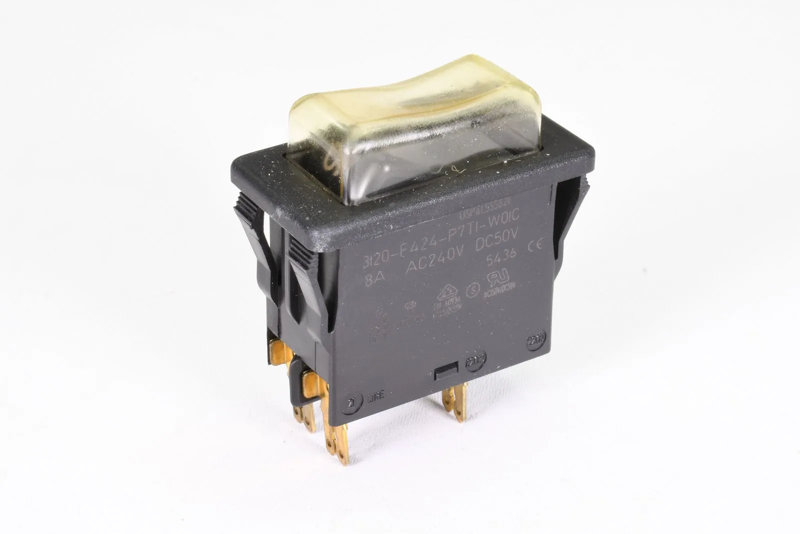 E-T-A 3120-F424-P7T1-W01C-8A, Thermischer Schutzschalter