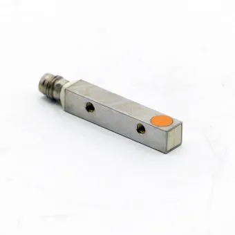 Ifm Zylinderschalter IL5004